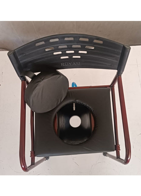 Taharet Musluklu Döşemeli Mobil Tuvalet Banyo Sandalyesi Klozet Yükseltici Hastalar Için klozet