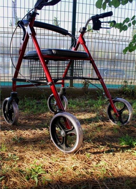 Tekerlekli Sandalye Tekerlekli, Frenli, Sepetli Hasta Yardım Yürüteç Tekerlekli Sandalye