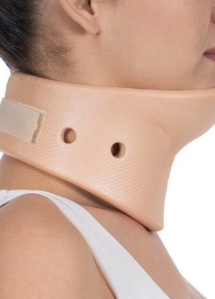 Nelson Boyunluk Çenelikli XXLARGE