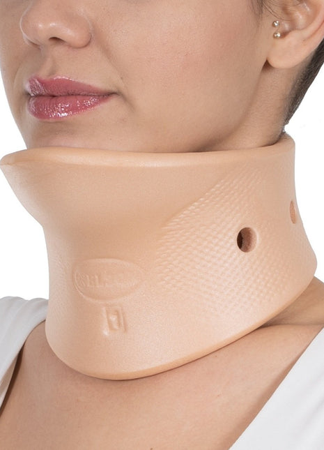 Nelson Boyunluk Çenelikli XLARGE