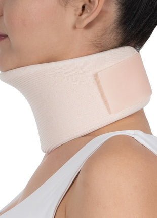 Nelson Boyunluk Kumaş Kaplı Medium