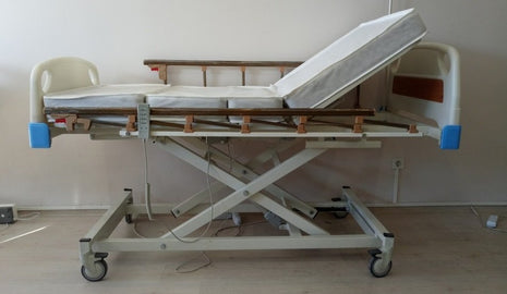 3 Motorlu Abs Tabanca Hasta Karyolası + 4 Parçalı Yatak