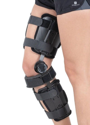 W517 Açı Ayarlı Diz Breysi Uzayıp Kısalan Diz Çevresi 45 cm